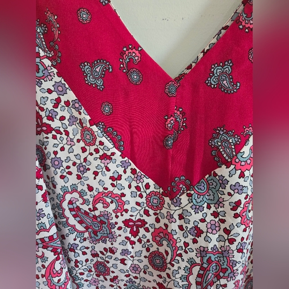 NWT LANE BRYANT FLORAL PAISLEY SLEEVELESS TOP - Picture 3 of 6